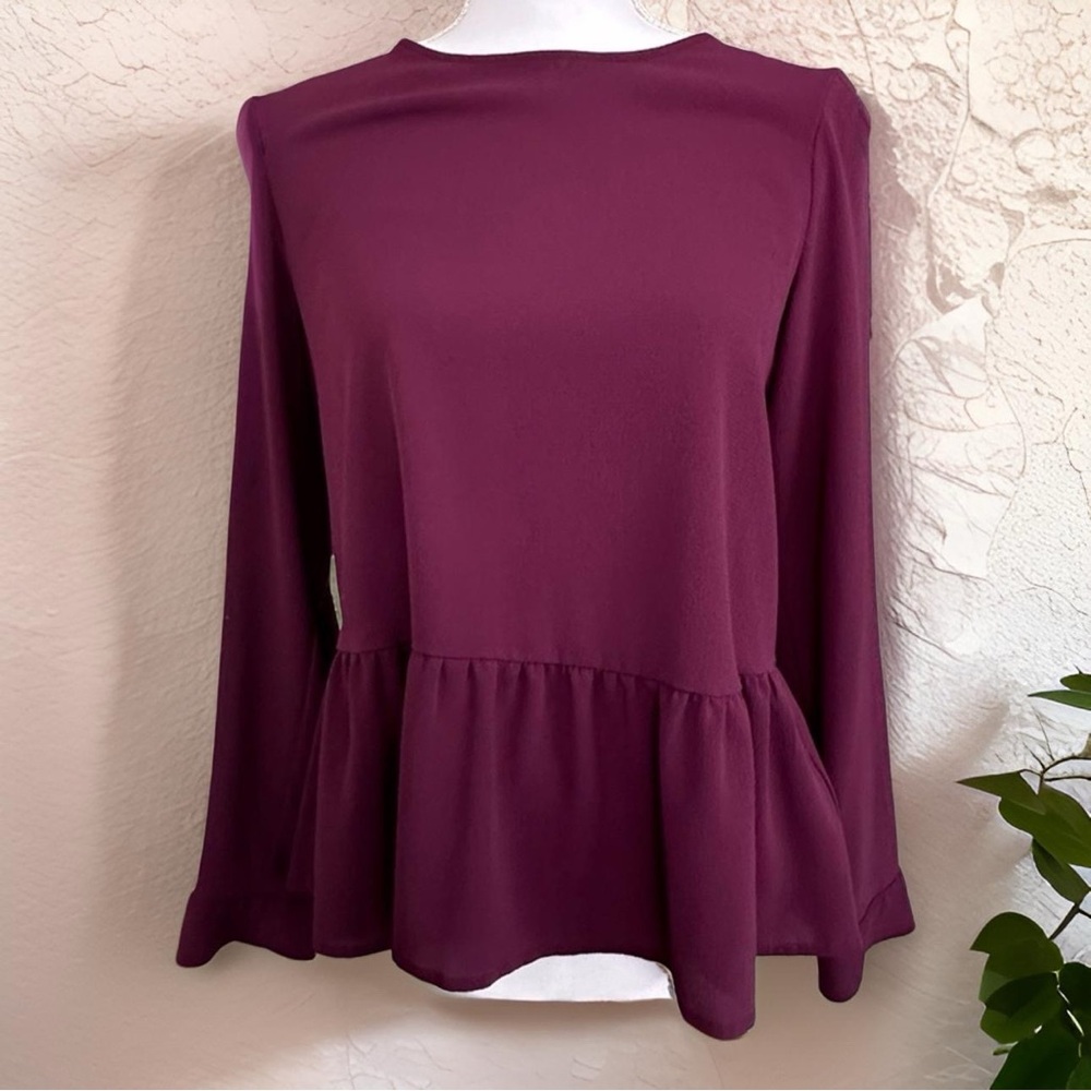 Apt 9 women’s blouse, burgundy, maroon, drop waist, flare bottom, size Medium.
